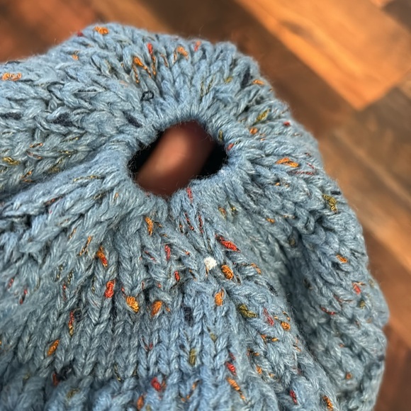 C.C blue with speckled ponytail beanie - Picture 3 of 7